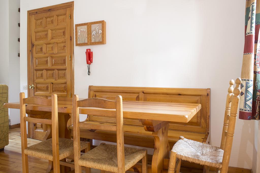 Apartamentos Grist Eriste Ruang foto